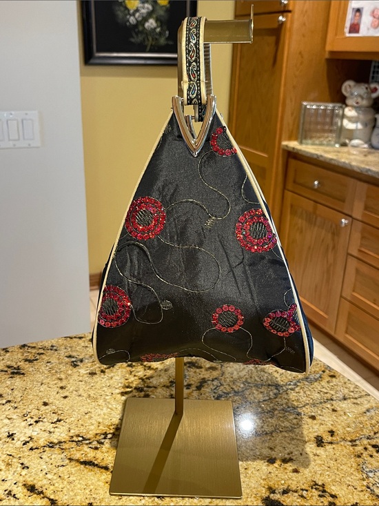 Handbags - Black and Red Embroidered Triangle Accent Bag - Unbranded